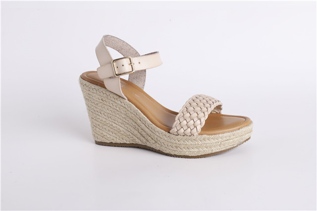 8866-15 beige